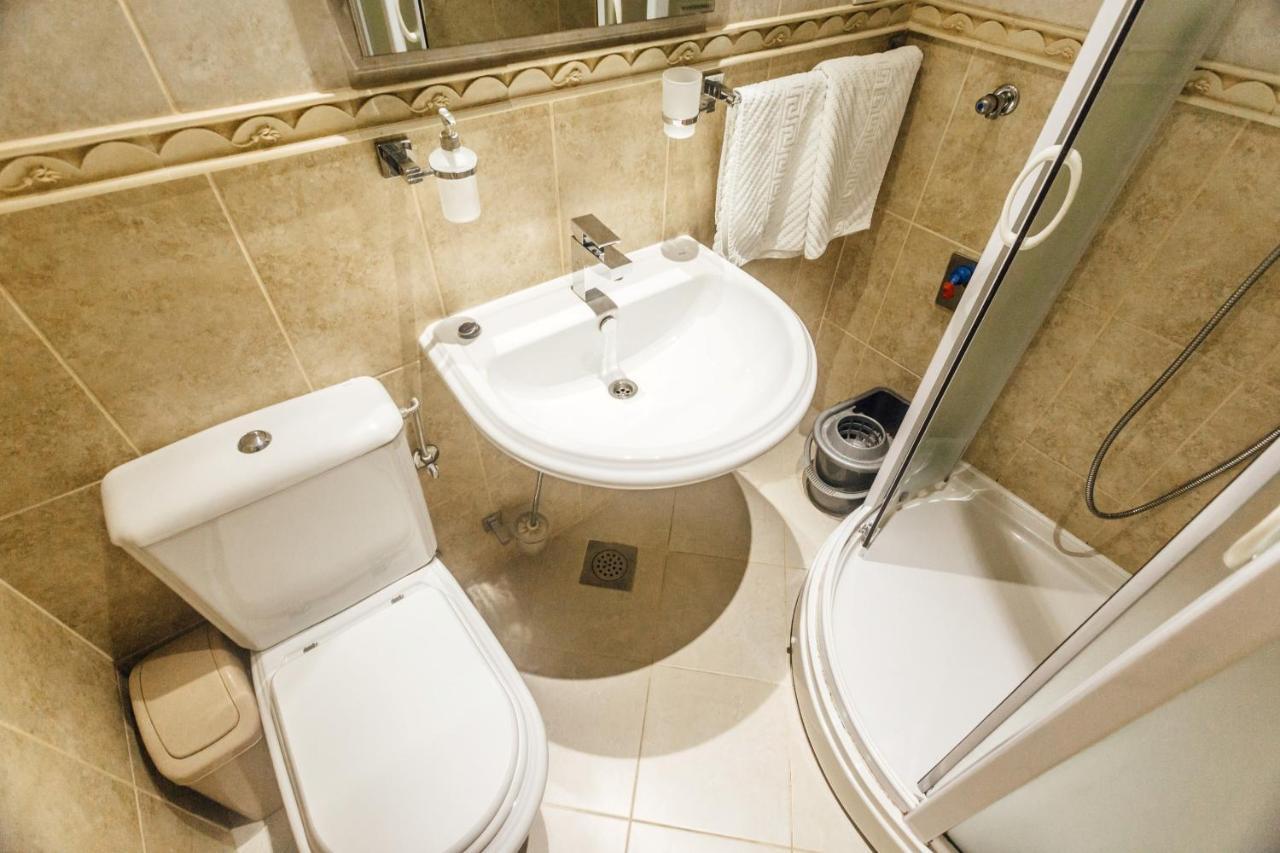 Beachfront Apartments Тиват Екстер'єр фото