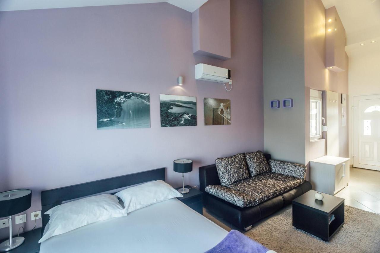 Beachfront Apartments Тиват Екстер'єр фото