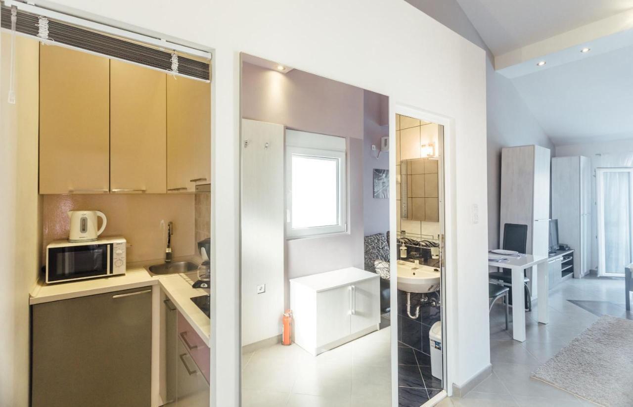 Beachfront Apartments Тиват Екстер'єр фото